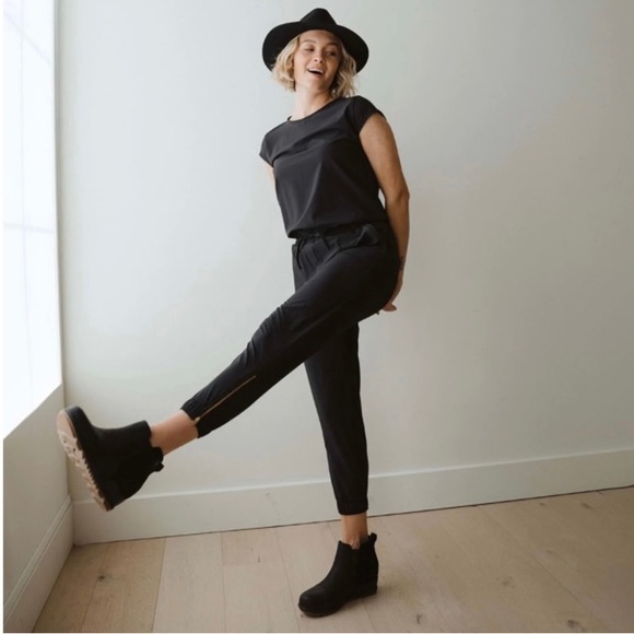 Albion Fit Black Jumpsuit. Size XXS. EUC. - Picture 3 of 11